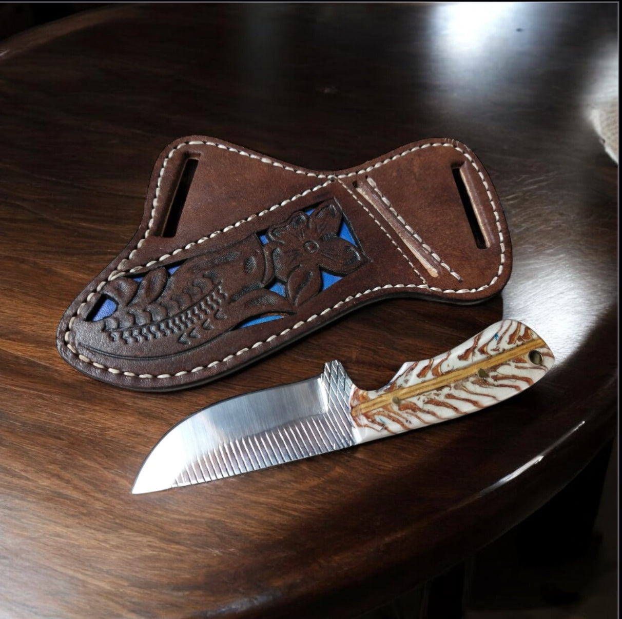 Handmade Cowboy Belt Knife with Rasp Steel Blade & Pine Cone Handle – Western Leather Sheath