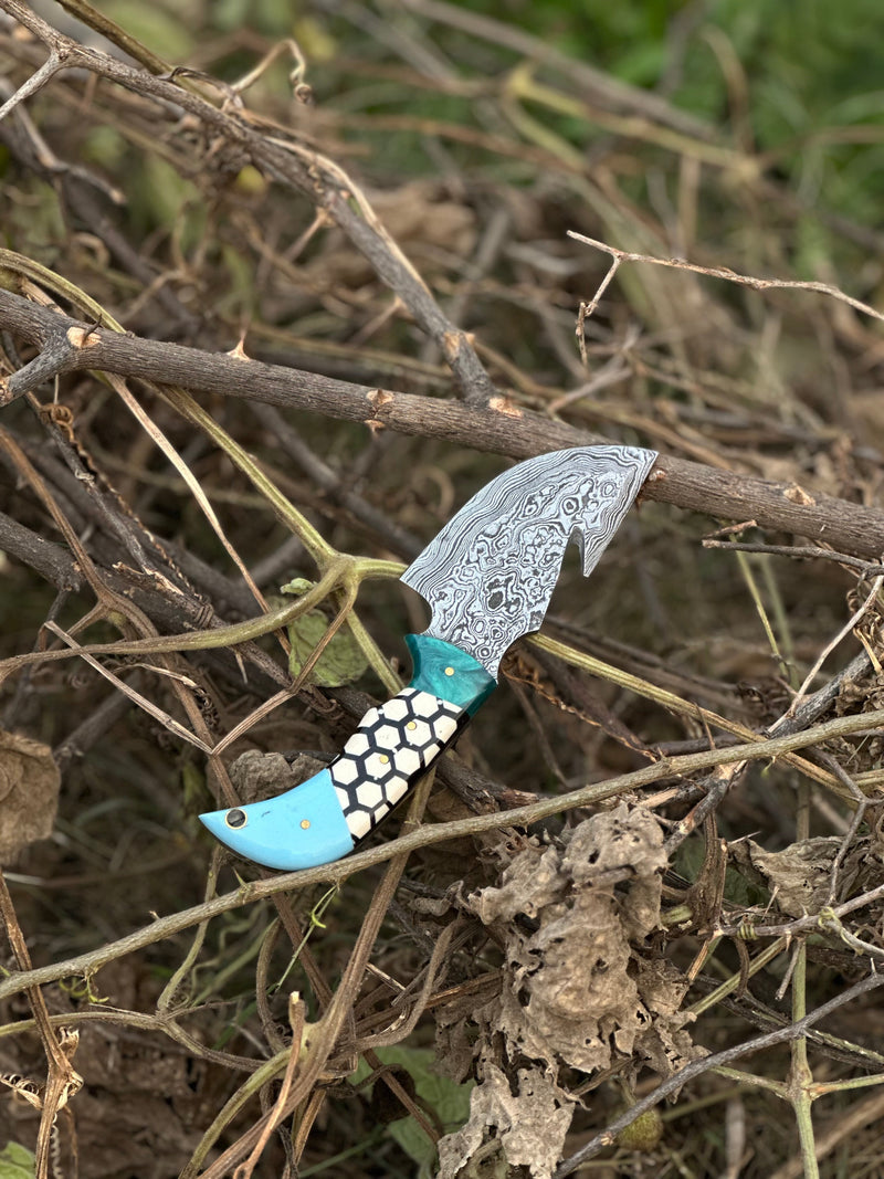 Load image into Gallery viewer, Custom Handmade Damascus Steel Guthook Skinning Knife – Resin Handle 7.5” with Leather Sheath
