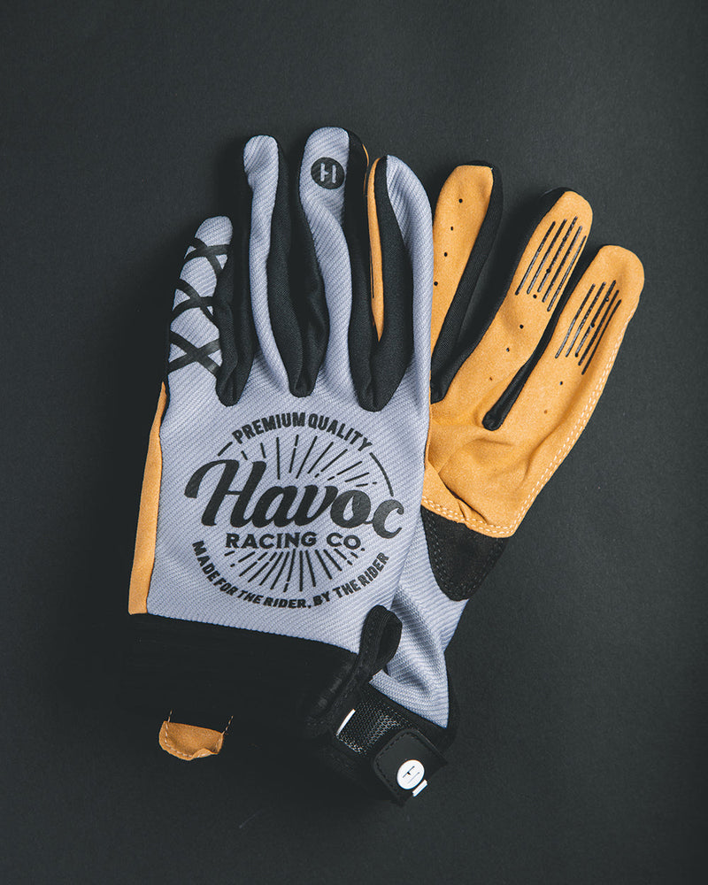 Load image into Gallery viewer, Gray and Black Gloves
