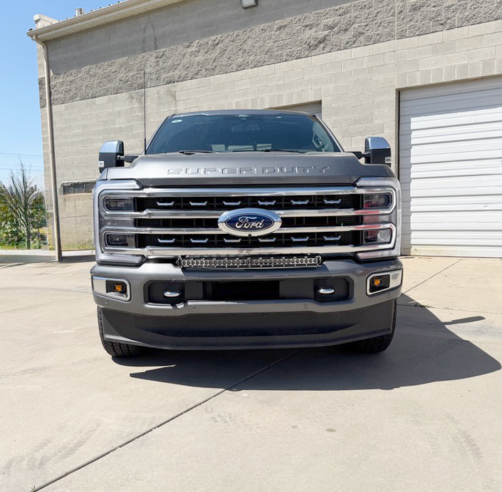 Load image into Gallery viewer, F-250 &amp; 350 Super Duty 30" Curved Bumper Light Bar Kit 2023+
