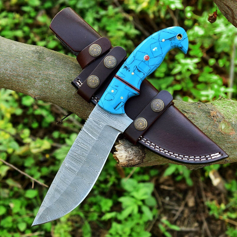 Load image into Gallery viewer, Custom Handmade Damascus Steel Hunting Knife – 10-Inch Blade with Resin Handle, Includes Leather Sheath
