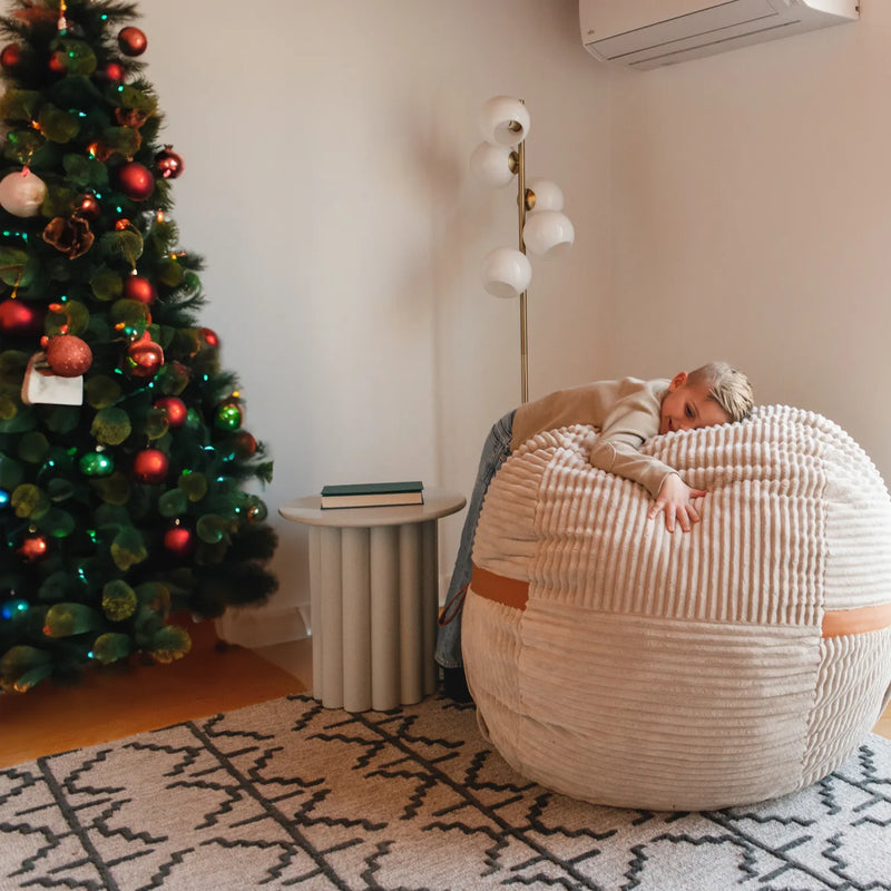 Load image into Gallery viewer, Fuf Medium w/ Removable Cover
