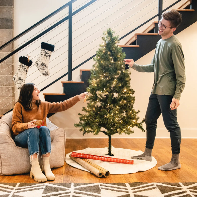 Load image into Gallery viewer, Hug
