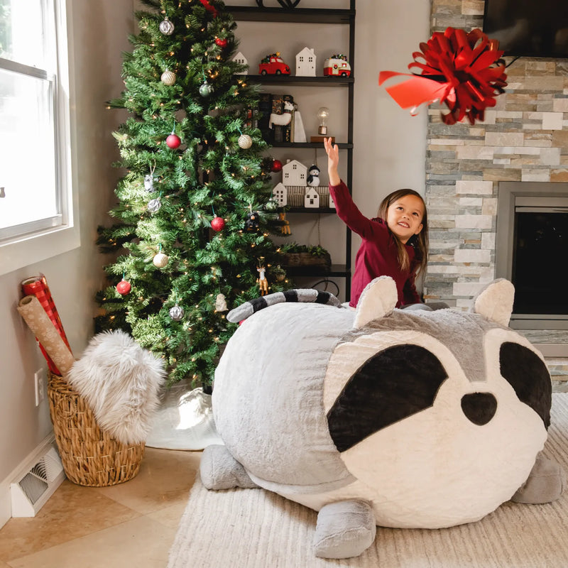 Load image into Gallery viewer, Wild Things Rocky Raccoon
