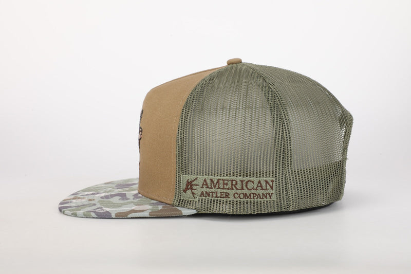 Load image into Gallery viewer, Elk Bugle Snapback Hat
