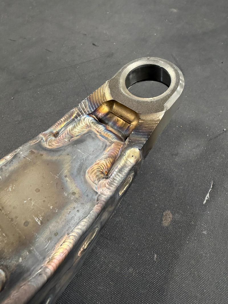 Load image into Gallery viewer, Can-Am Maverick R High Clearance Lower A-Arms
