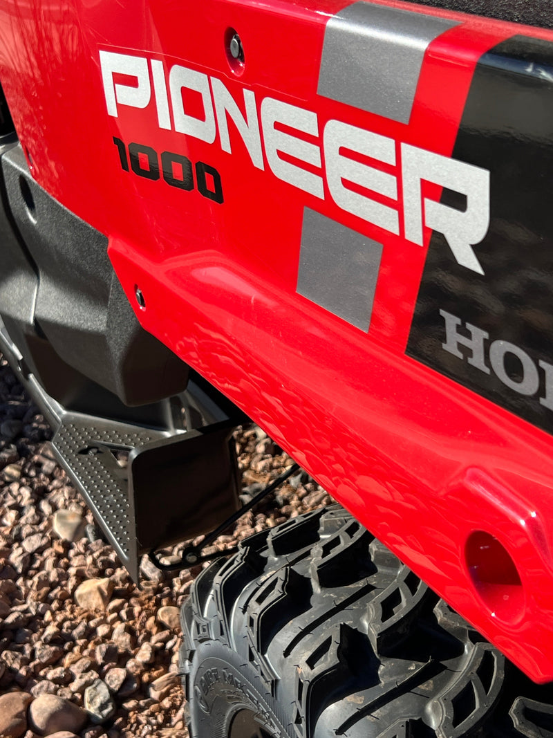 Load image into Gallery viewer, Honda Pioneer 1000

