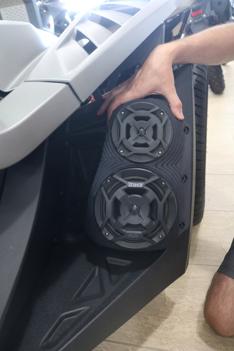 Load image into Gallery viewer, Polaris Slingshot Bluetooth LED Sound System
