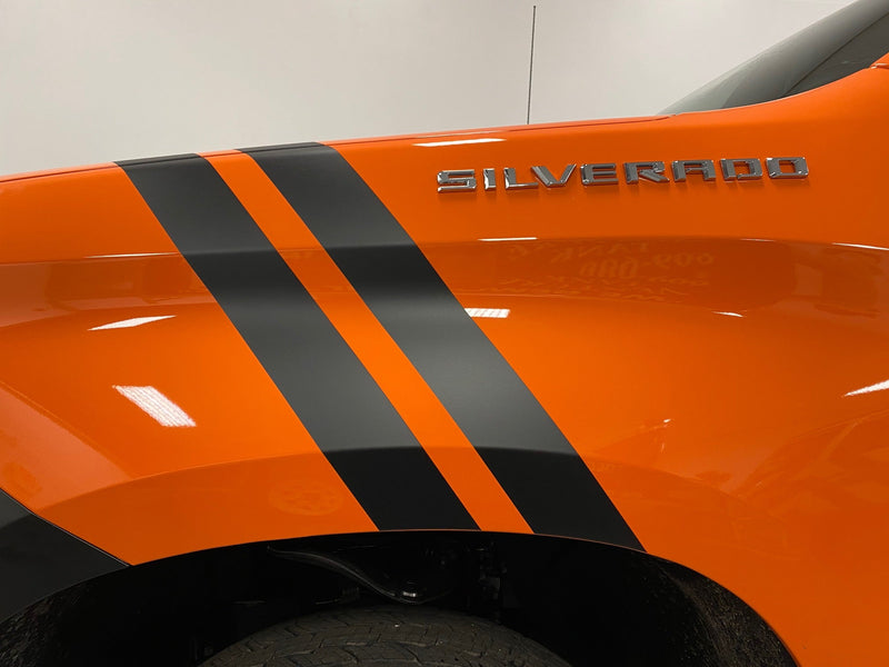 Load image into Gallery viewer, Fender Slash Decals for 2019-2024 Chevrolet Silverado (x2)
