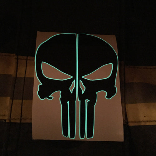 PUNISHER SKULL GLOW OUTLINE REAR HELMET REFLECTIVE HELMET DECAL