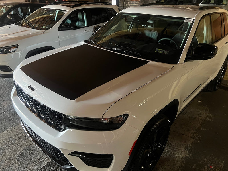 Load image into Gallery viewer, Hood Decal Cover for 2021-2024 Jeep Grand Cherokee / Cherokee L
