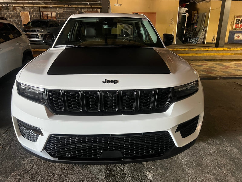 Load image into Gallery viewer, Hood Decal Cover for 2021-2024 Jeep Grand Cherokee / Cherokee L
