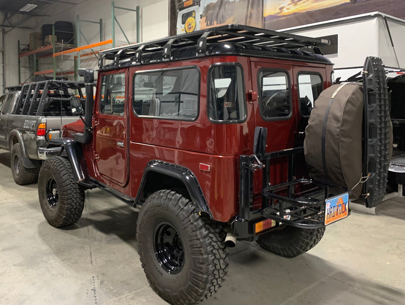 Load image into Gallery viewer, Toyota Land Cruiser 40 Series K9 Roof Rack Kit
