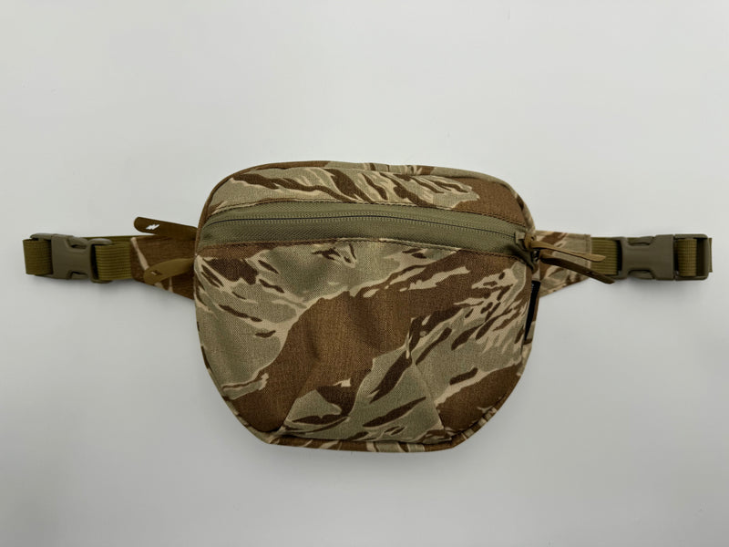 Load image into Gallery viewer, Multifunctional Fanny Pack (Various Colors and Patterns)
