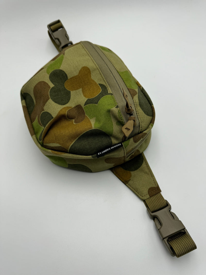 Load image into Gallery viewer, Multifunctional Fanny Pack (Various Colors and Patterns)
