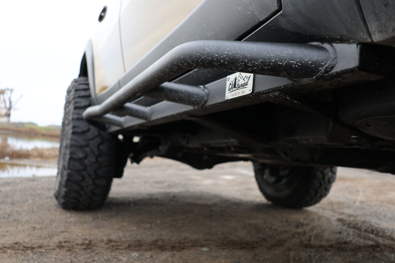 Load image into Gallery viewer, CAtuned Toyota Land Cruiser Rock Sliders
