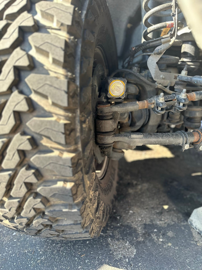Load image into Gallery viewer, Ford Super Duty Steerable Knuckle Pod Light Mounts (2017-2022)
