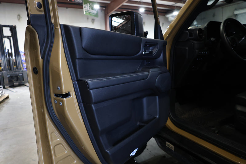 Load image into Gallery viewer, CAtuned Off-Road Arm Rest for Toyota Land Cruiser
