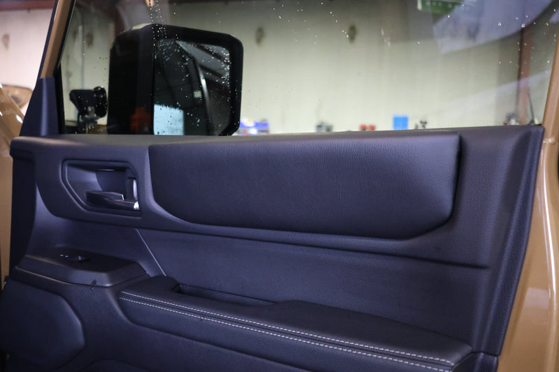 Load image into Gallery viewer, CAtuned Off-Road Arm Rest for Toyota Land Cruiser
