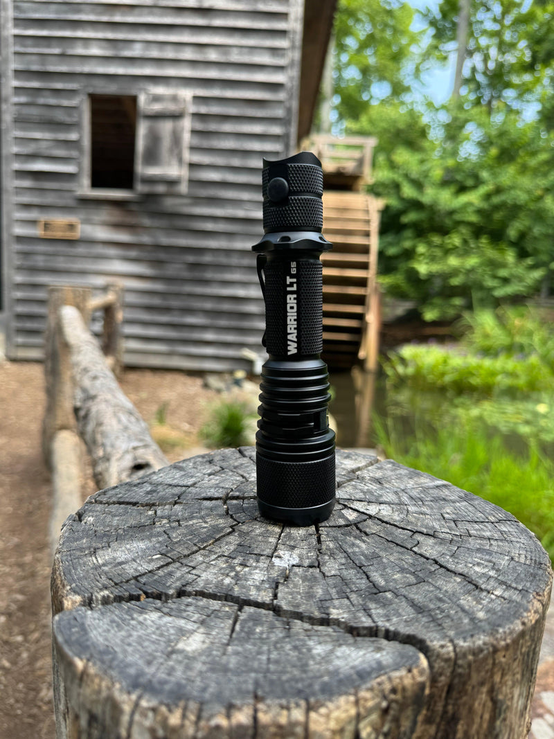 Load image into Gallery viewer, Warrior GEN5 Tactical Flashlight – 3,050 Lumens
