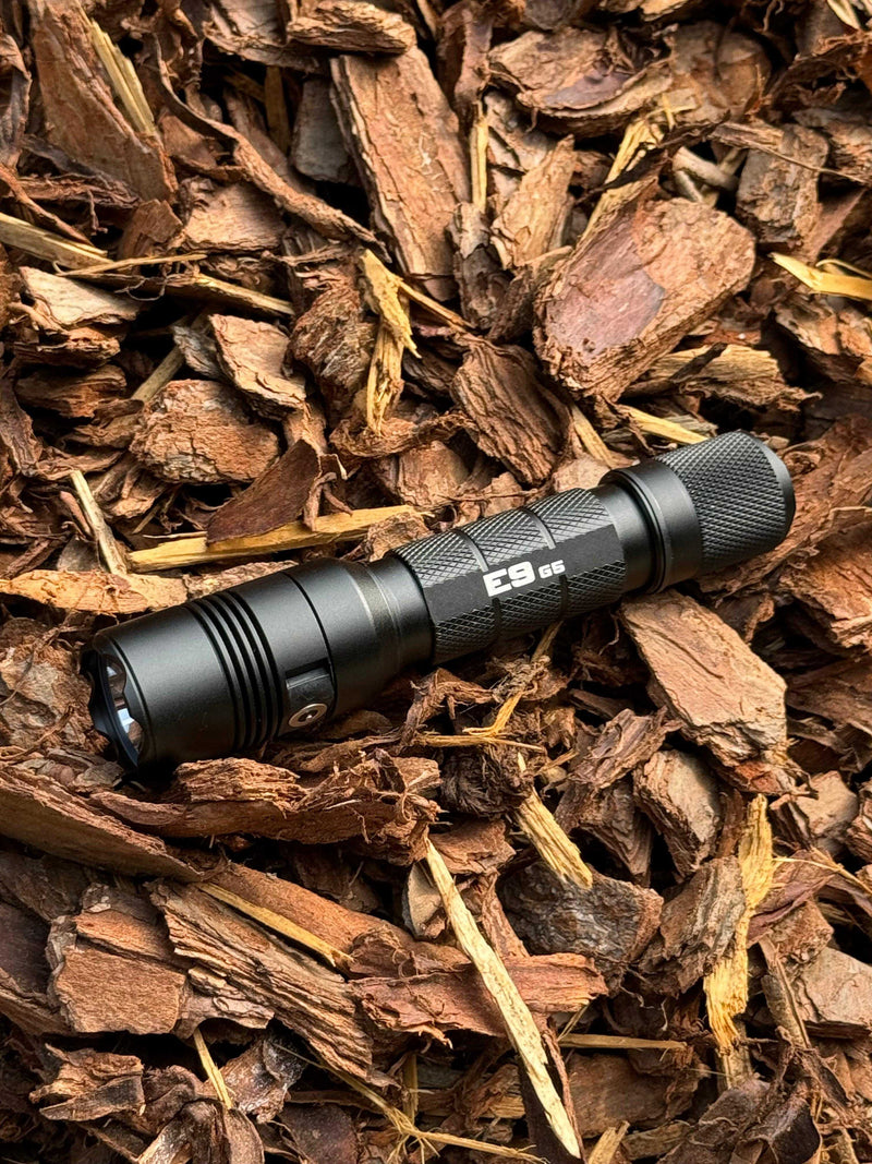 Load image into Gallery viewer, E9 GEN5 Long Throw- 3,000 Lumen Tactical EDC Flashlight
