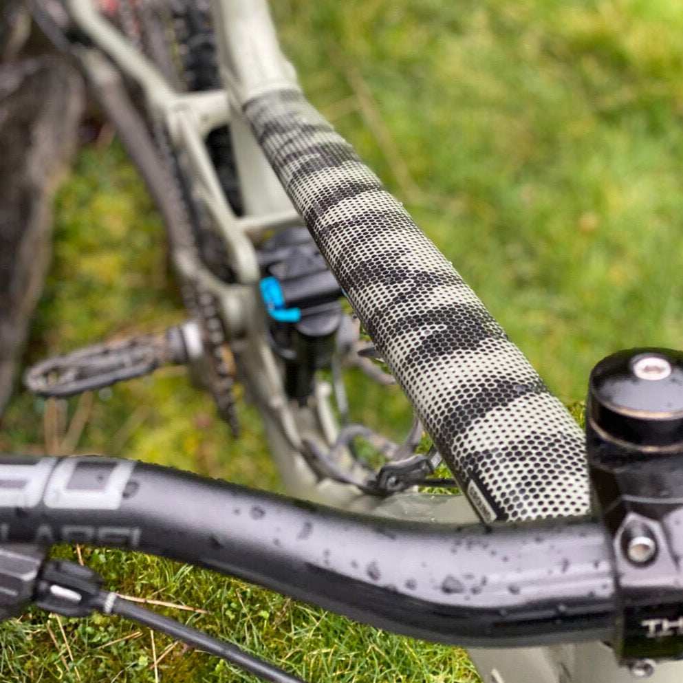 Halftone Camo Frame Keeper - Skoutley Outdoors LLC