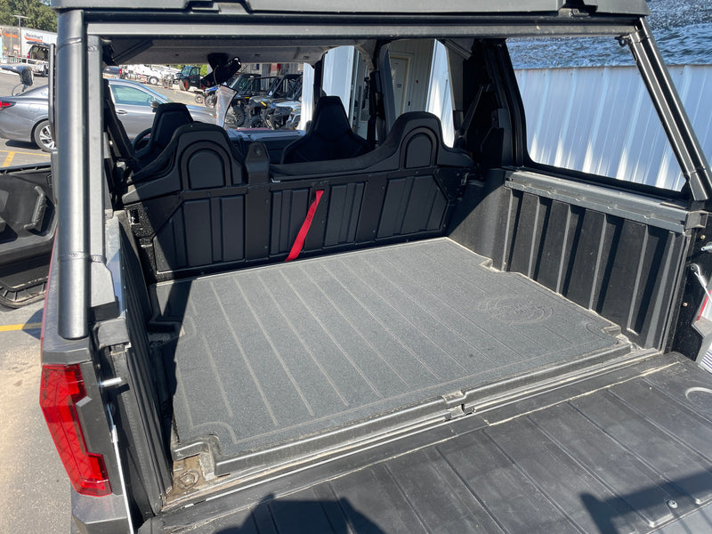 Load image into Gallery viewer, Polaris Xpedition Rubber Floor Mats
