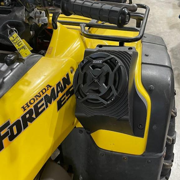 Load image into Gallery viewer, 1995-2004 Honda Foreman 400/450 Waterproof Fender Speaker Pods
