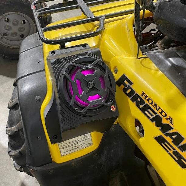 Load image into Gallery viewer, 1995 to 2004 Honda Foreman 400/450 Fender Speaker Housings Only
