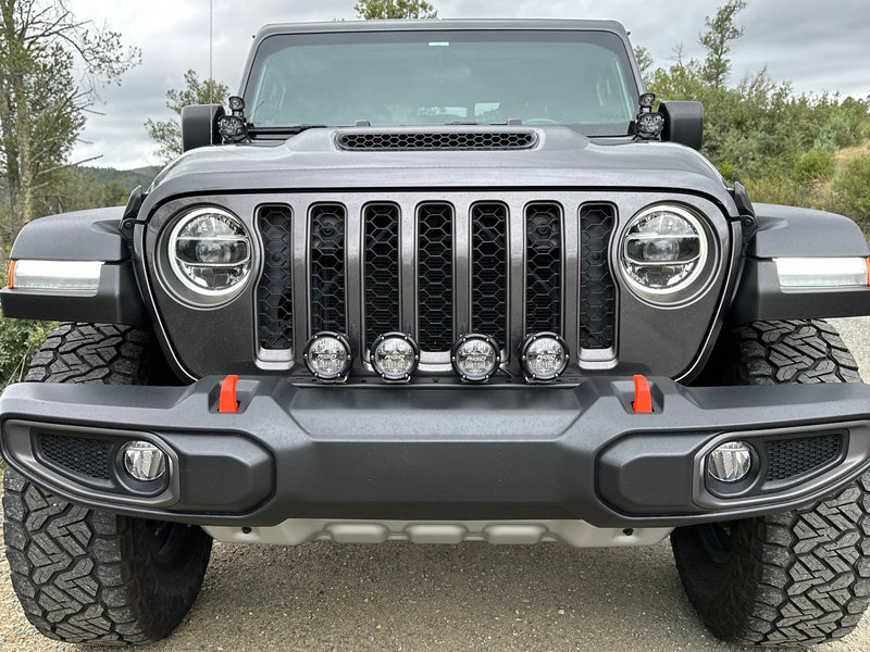 Load image into Gallery viewer, JL-JT Front Bumper Light Bridge Mount
