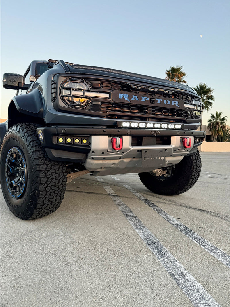 Load image into Gallery viewer, 2021+ Ford Bronco Modular Bumper 30in Light Bar - PRO
