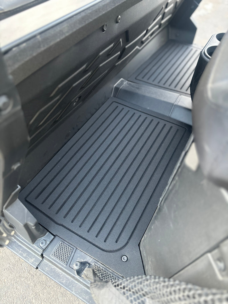 Load image into Gallery viewer, Polaris Ranger Mid Size 570 Rubber Floor Mats
