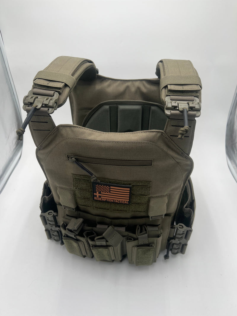 Load image into Gallery viewer, BIG BOY Crusader 2.0 XL Armor COMBO PACKAGE LIGHTWEIGHT LEVEL IV (2) XL Ceramic Front/Back Plates
