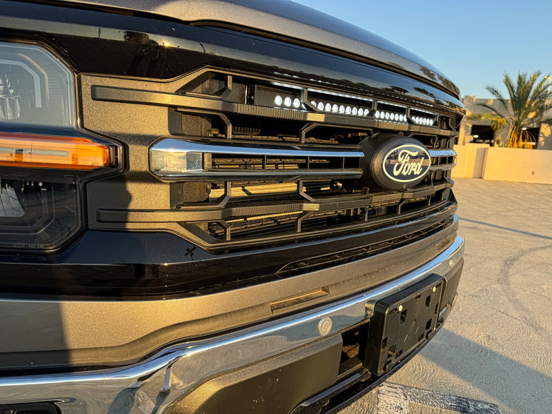 Load image into Gallery viewer, 2024+ Ford F150 Single 30in Light Bar
