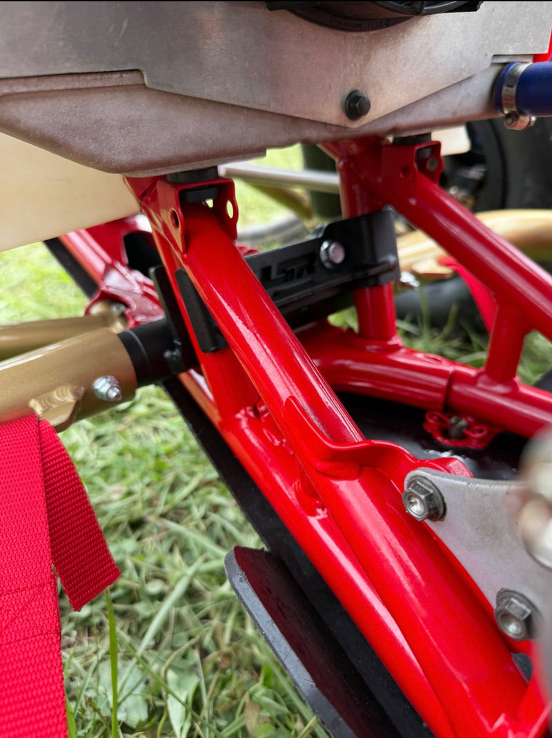 Load image into Gallery viewer, Honda TRX450R DC-PRO GEN III Nerf Bars W/Built in Heel Guards
