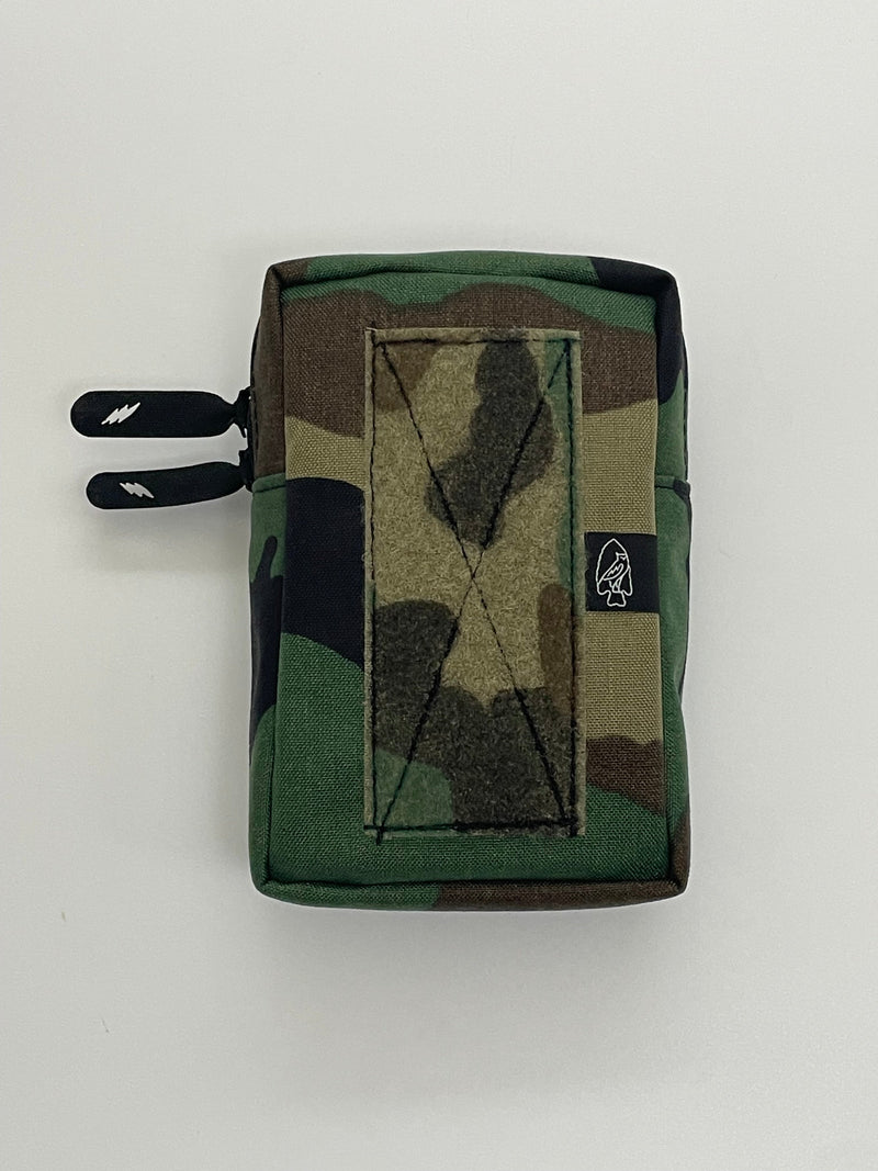 Load image into Gallery viewer, Beer Can Pouch
