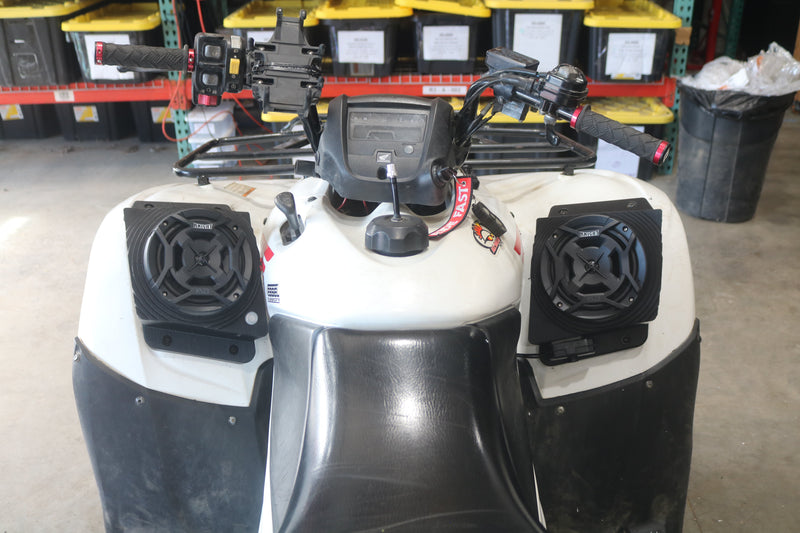 Load image into Gallery viewer, 2007 to 2013 Honda Rancher 420 Waterproof Fender Speaker Pods
