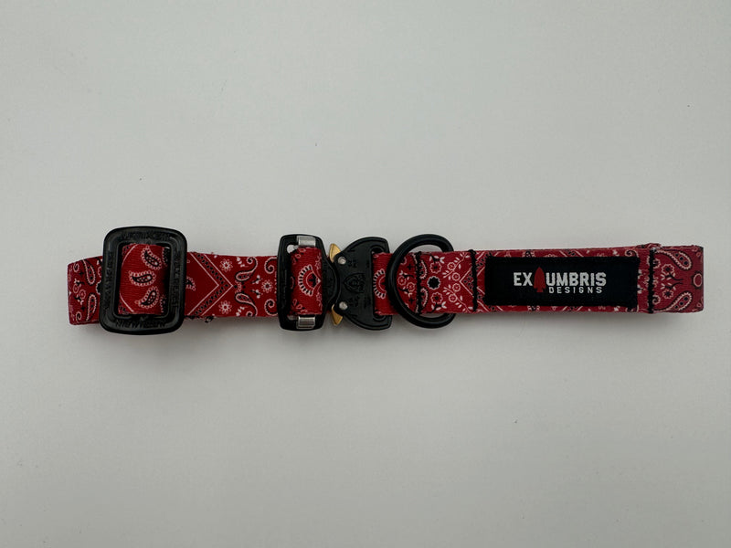 Load image into Gallery viewer, Cobra Buckle Dog Collar
