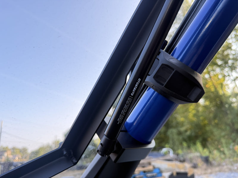 Load image into Gallery viewer, 2025+ Polaris RZR Pro R Tip-Out Windshield

