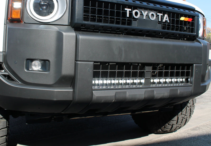 Load image into Gallery viewer, 2024+ Toyota Land Cruiser Single 30in Light Bar SLIM
