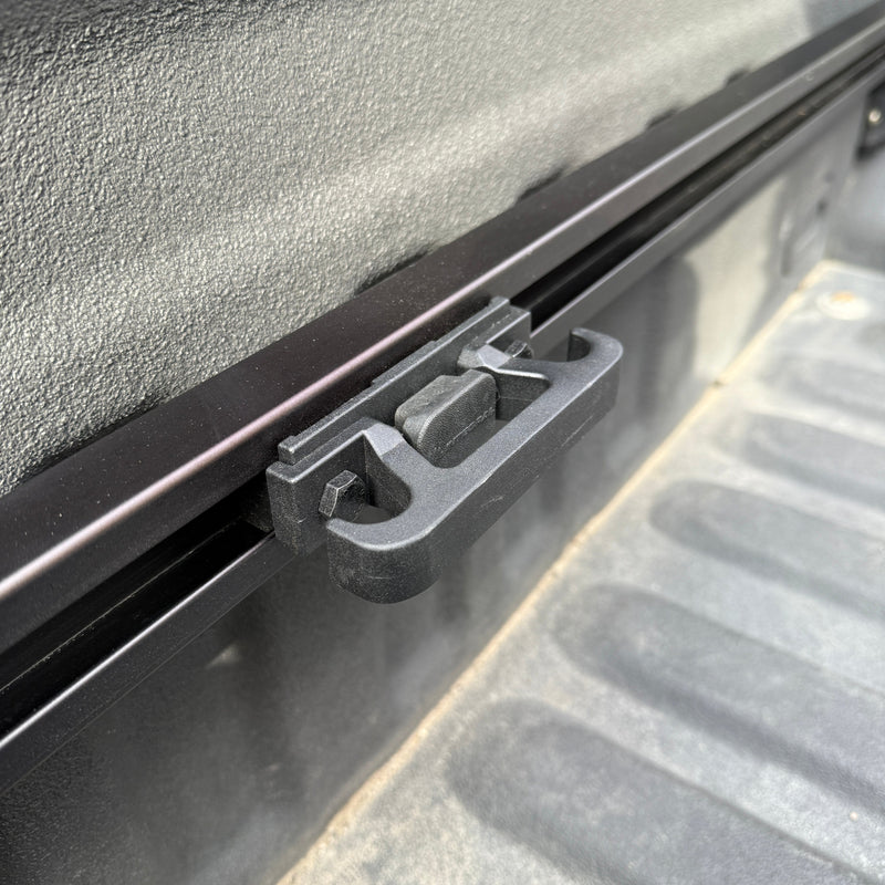 Load image into Gallery viewer, Integral Bulkhead Rail - Ford Super Duty (2017+)
