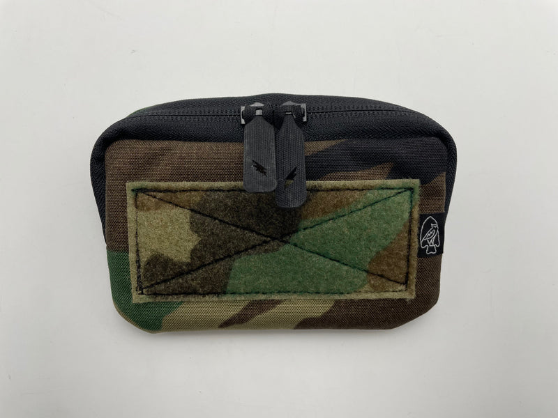 Load image into Gallery viewer, Admin Pouch
