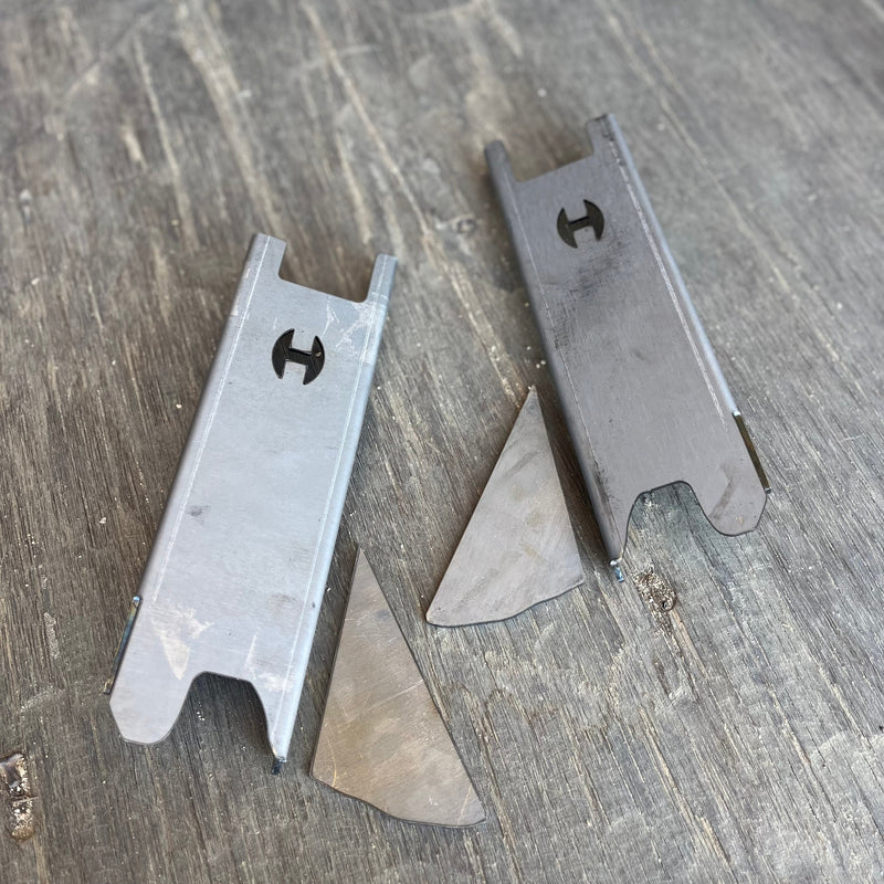 Load image into Gallery viewer, HFW Spindle Gussets (4th/5th Gen 4Runner, 2nd/3rd Gen Tacoma, GX, FJ)
