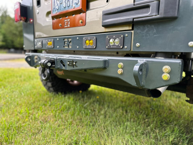 Load image into Gallery viewer, Rear Diamond Series Stubby Bumper for Jeep TJ/YJ Wrangler
