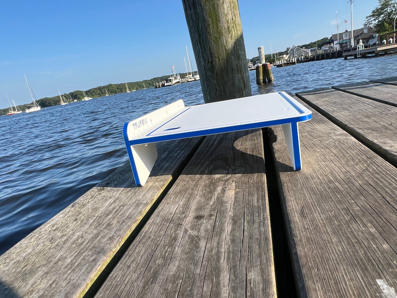 Load image into Gallery viewer, Made in the USA | Premium Single Bucket Raised 18" Fillet Table and Cutting Board
