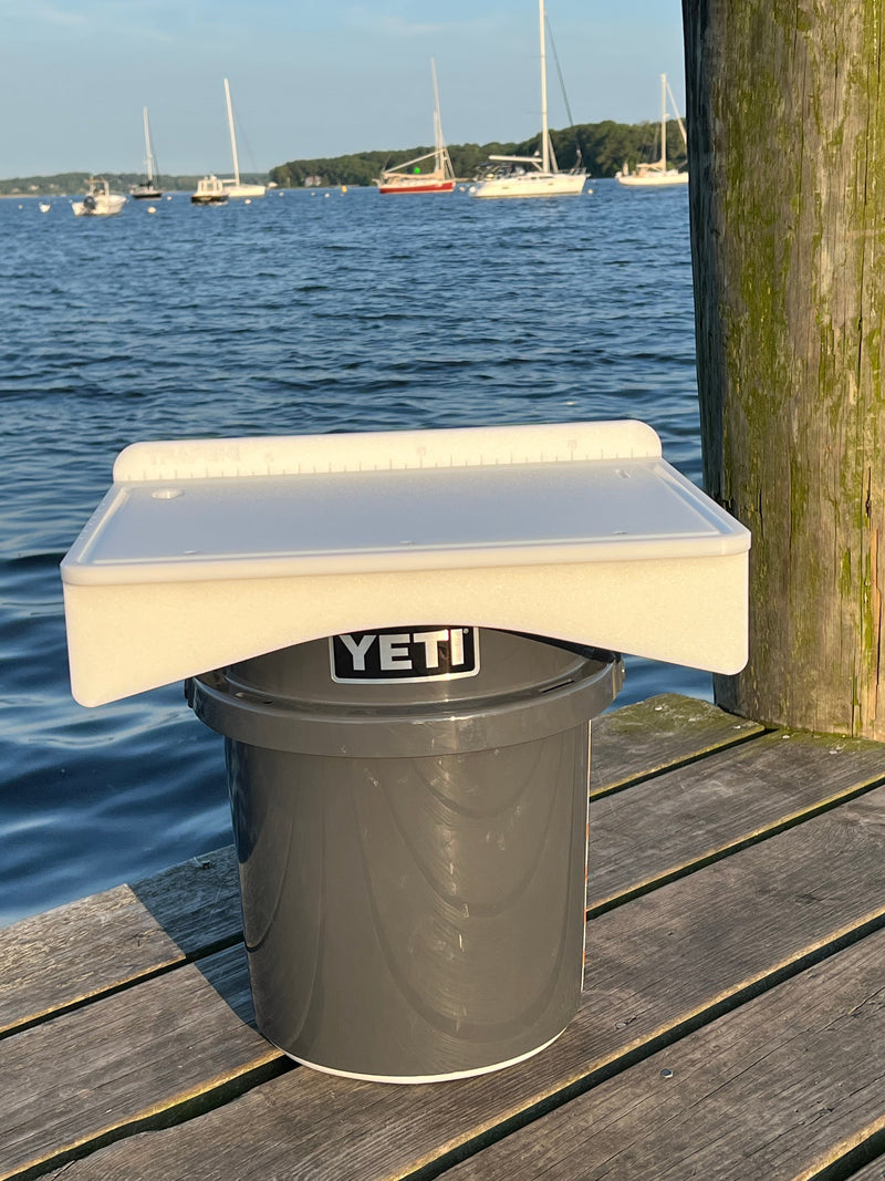 Load image into Gallery viewer, Made in the USA | Premium Single Bucket Raised 18" Fillet Table and Cutting Board
