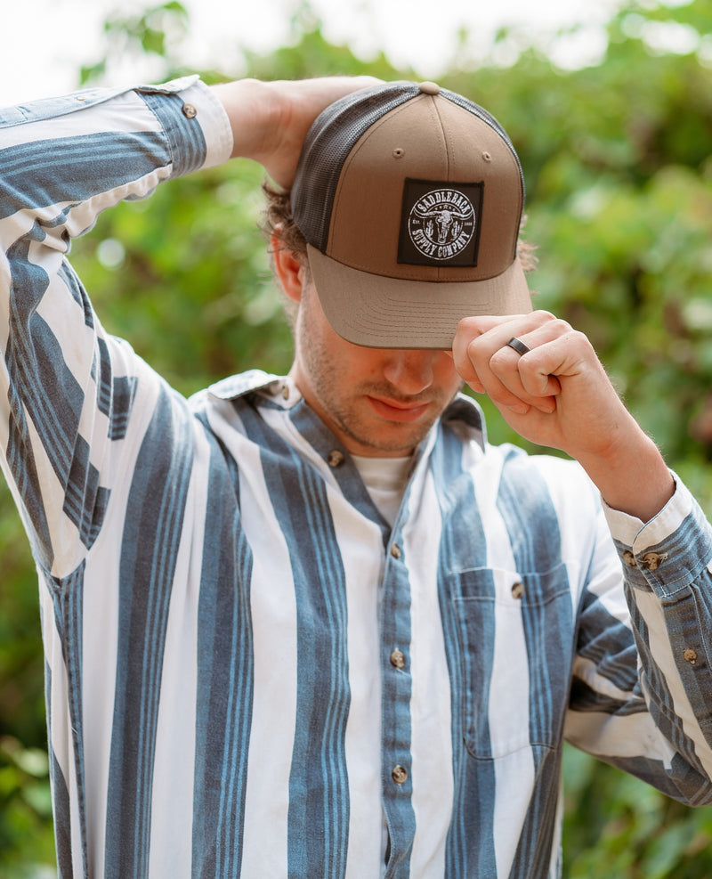 Load image into Gallery viewer, Desert Skull Patch Snapback
