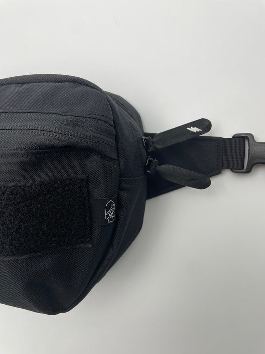 Multifunctional Fanny Pack (Various Colors and Patterns)