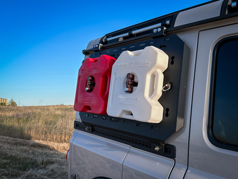Load image into Gallery viewer, CAtuned Off-Road Grenadier External MOLLE Panels
