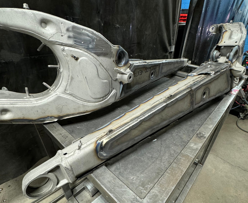 Load image into Gallery viewer, CAN-AM MAVERICK R TRAILING ARM GUSSET KIT
